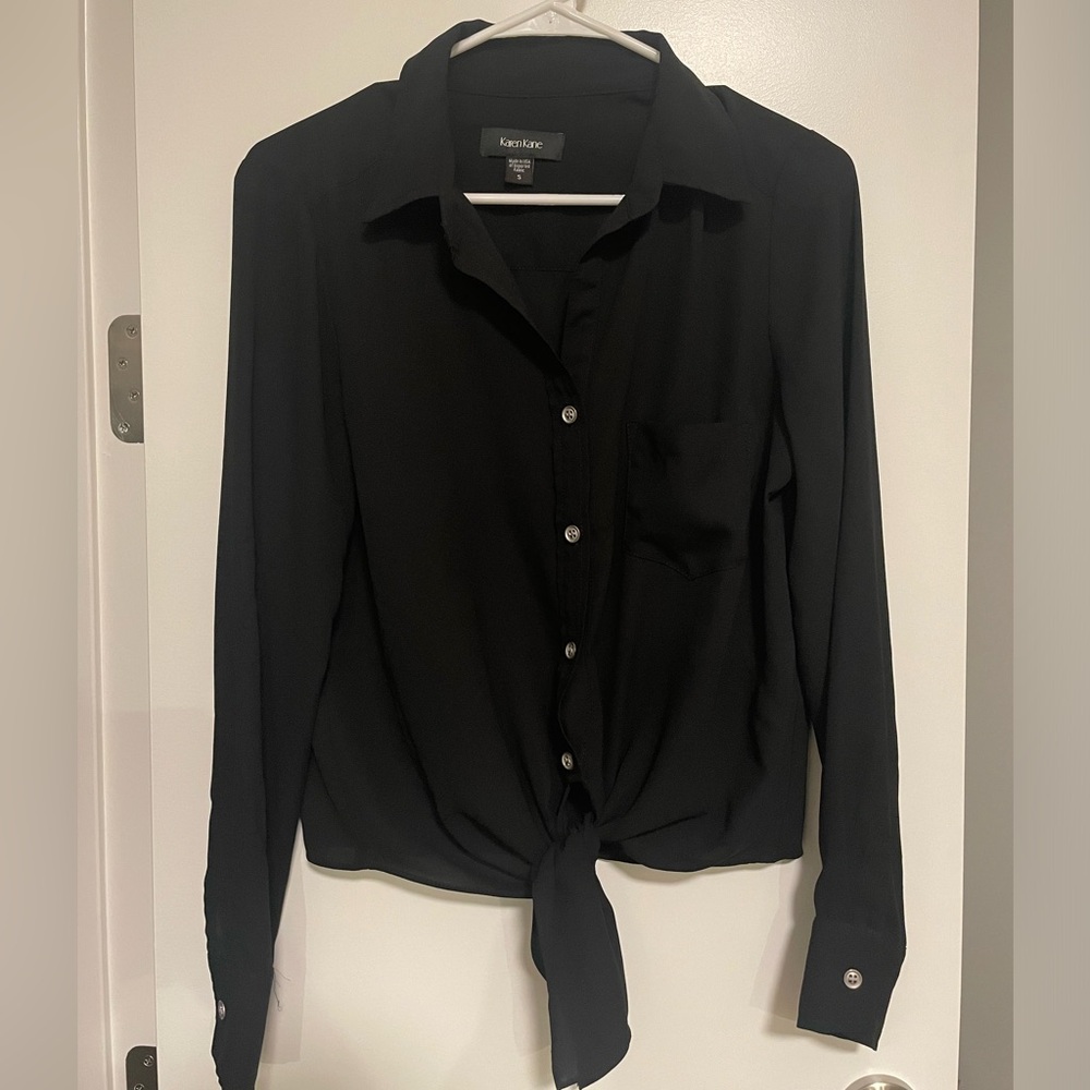 Karen Kane tie front collared black top